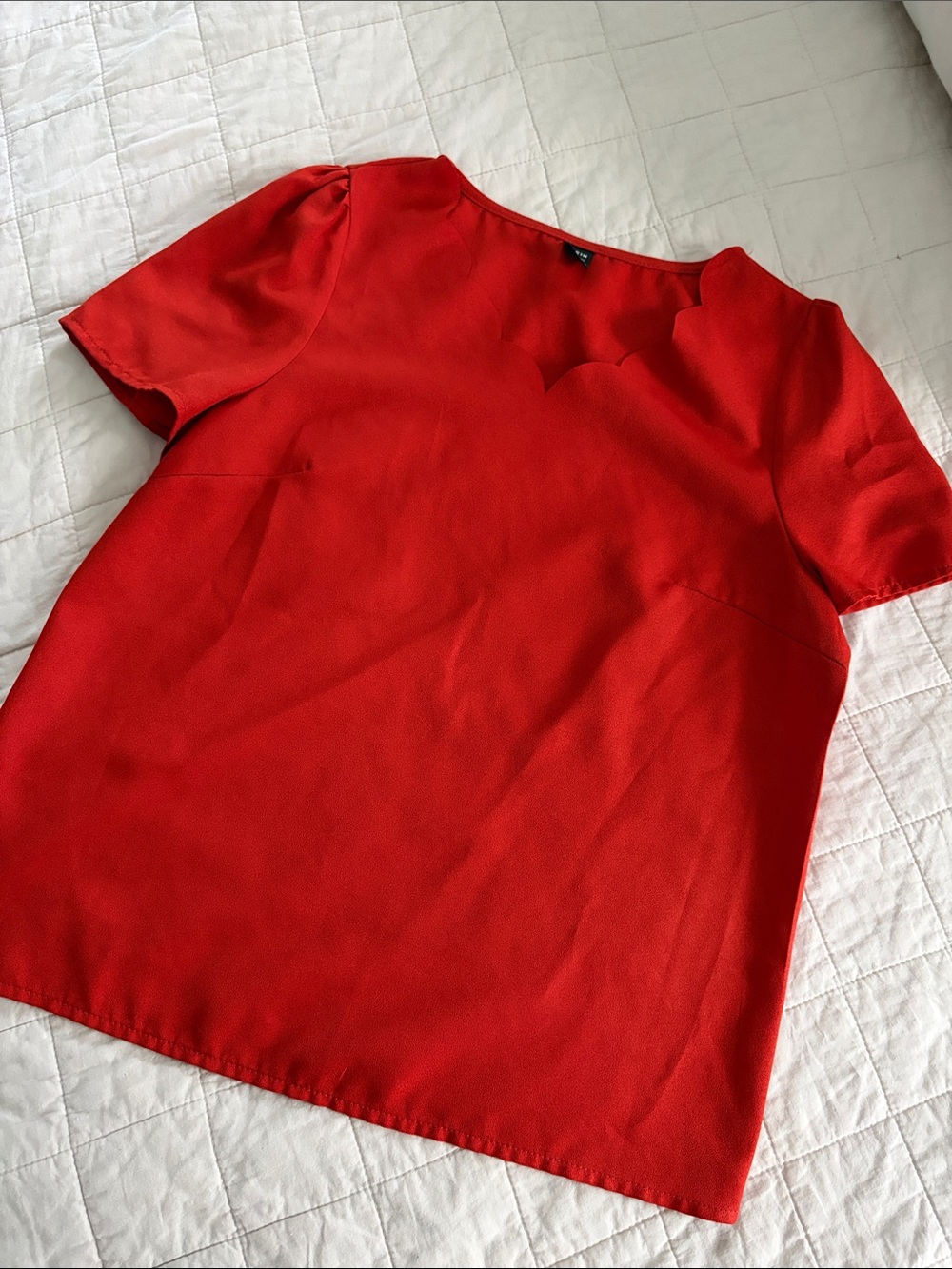 SHEIN Red Short-Sleeve Blouse with Scallop V-Notch Neckline
